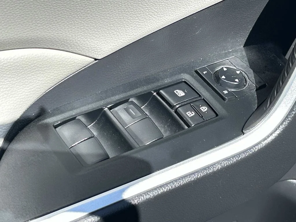 Certified Used 2021 Red Toyota XLE image 22