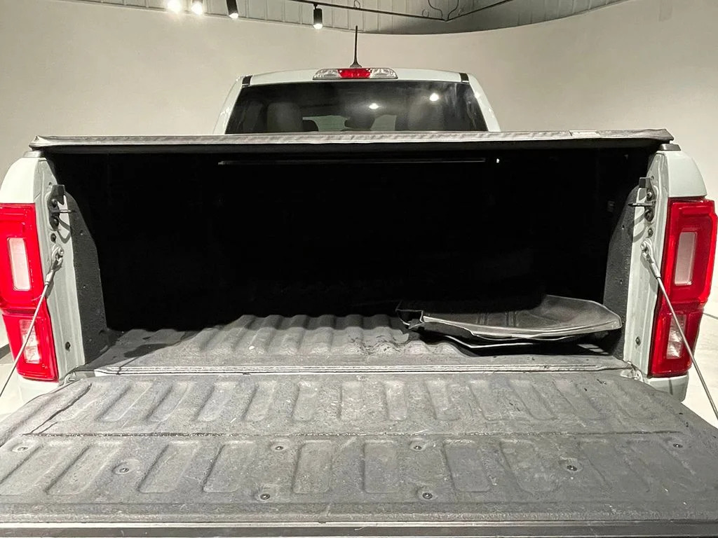 Used 2021 Green Ford XLT image 6