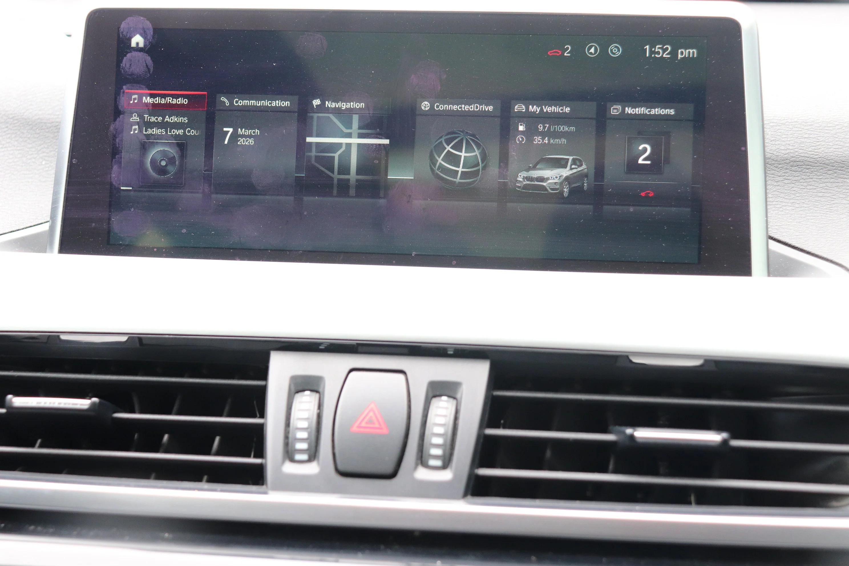 Used 2018 Black BMW xDrive28i image 10