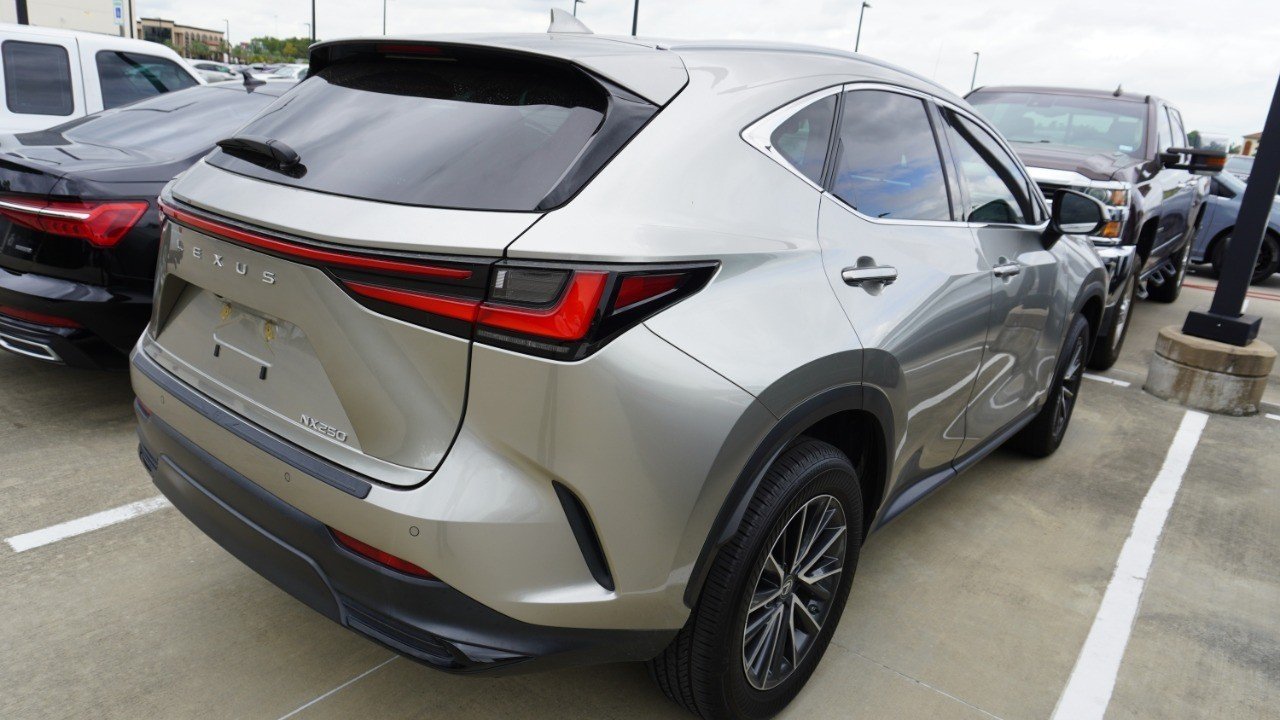 Certified Used 2025 Silver Lexus NX 250 Premium image 4