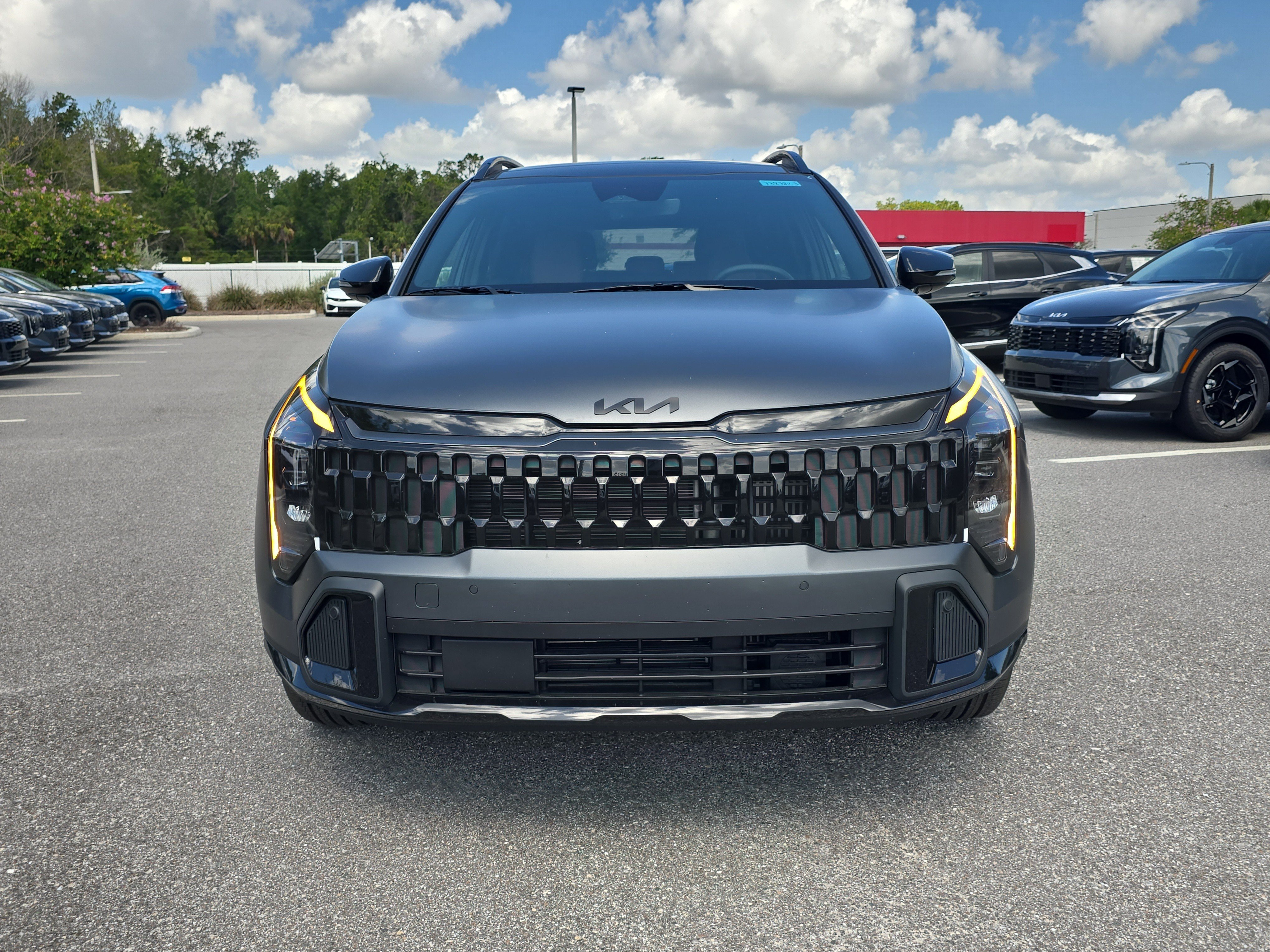 New 2026 Shadow Matte Gray Kia X-Line image 3