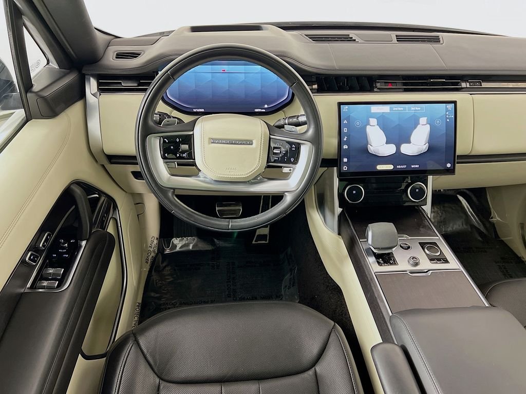 Used 2022 Fuji White Land Rover SE image 24