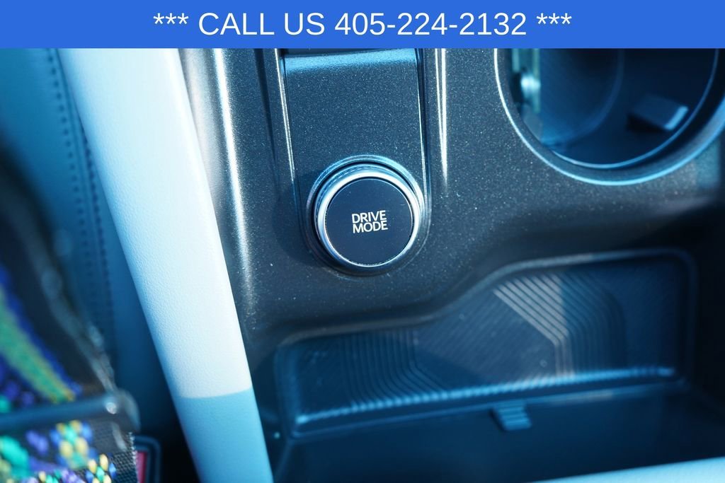 Used 2025  Ford Active image 41