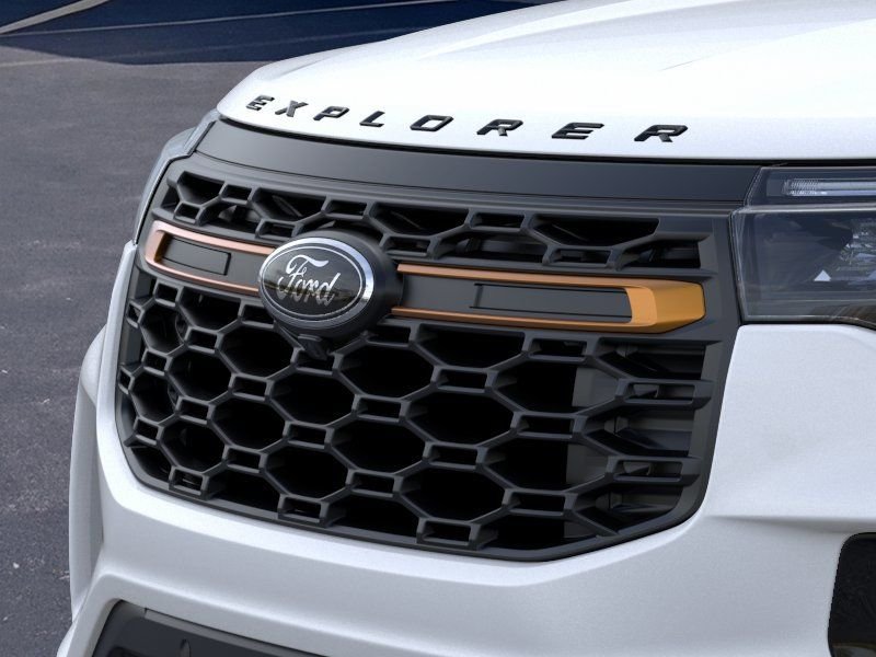 New 2026 White Ford Tremor image 17