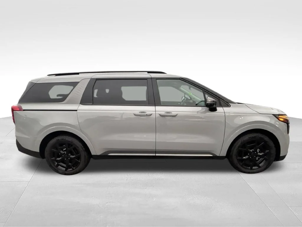 Used 2026  Kia  image 7