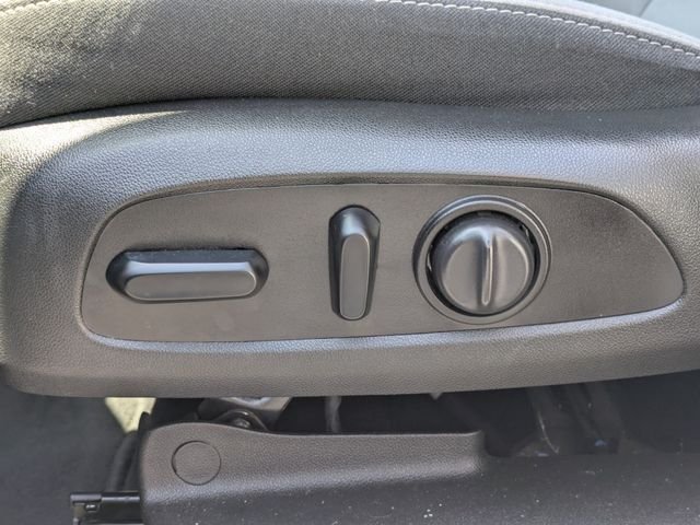 Used 2021 White Chevrolet LS image 21