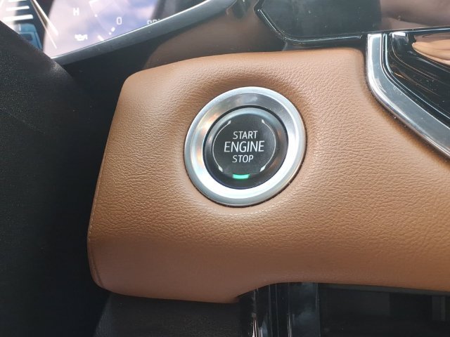 Used 2025 Sterling Metallic GMC AT4 image 11