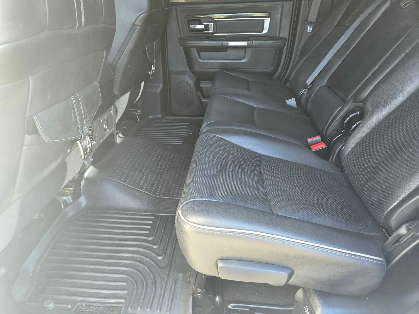 Used 2016  Ram Longhorn Limited image 14