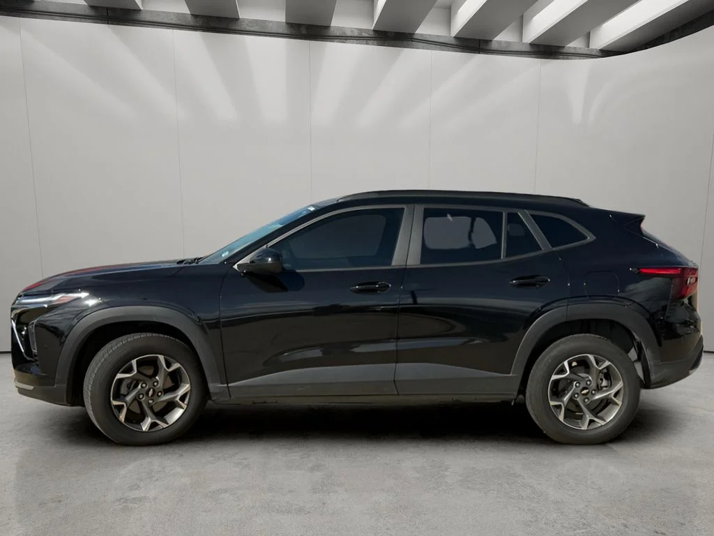 Used 2025 Mosaic Black Metallic Chevrolet LT image 2