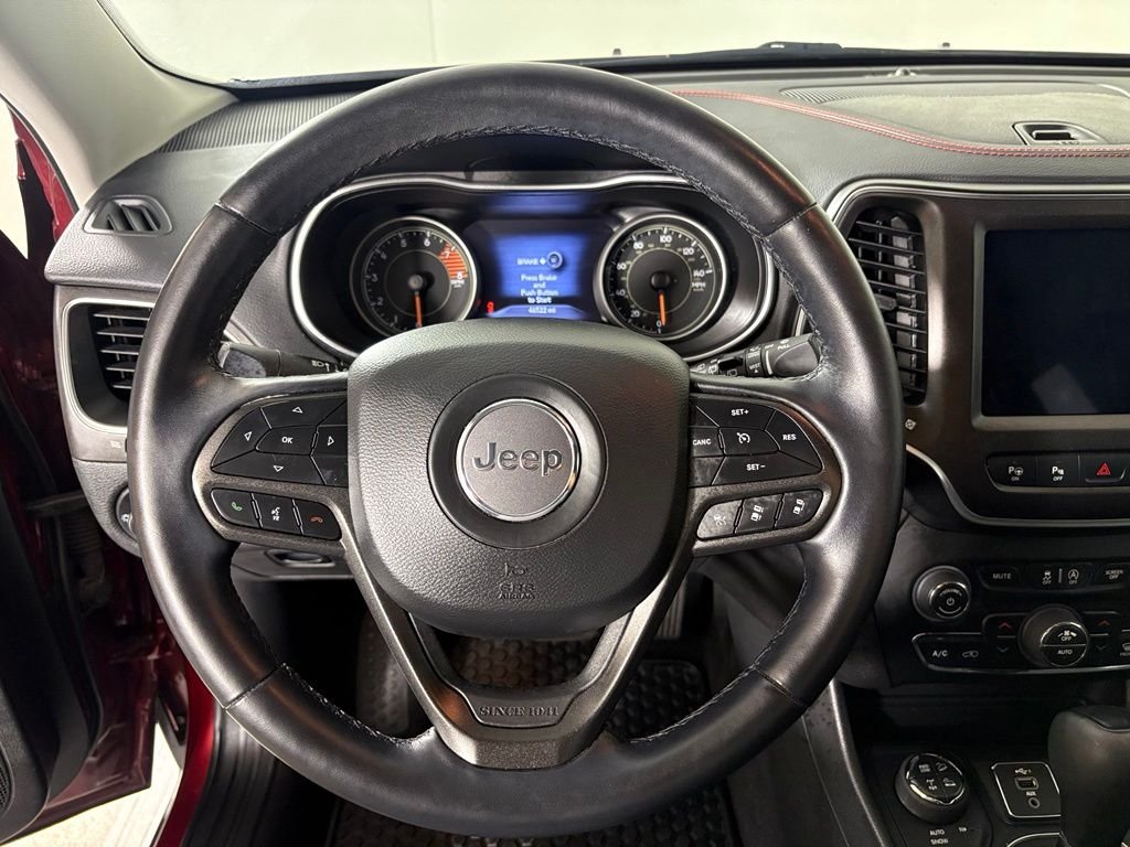 Used 2021 Red Jeep Trailhawk image 23