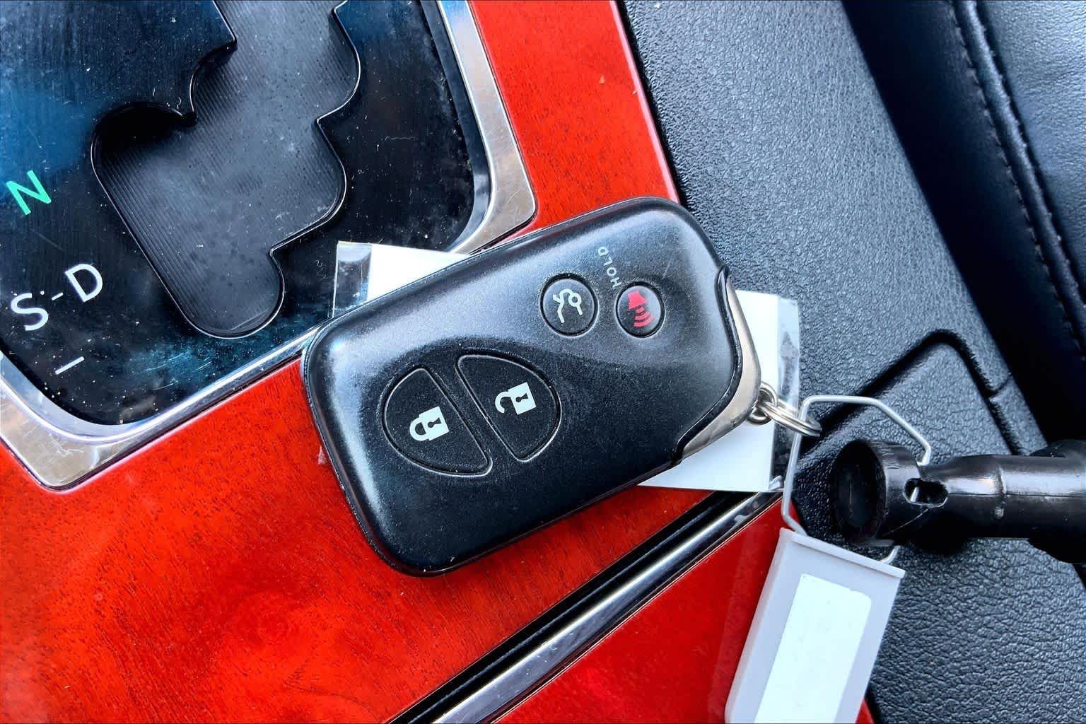 Used 2007 Tungsten Metallic Lexus  image 12