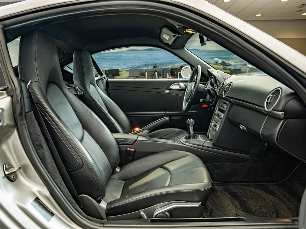 Used 2007 Arctic Silver Metallic Porsche  image 38
