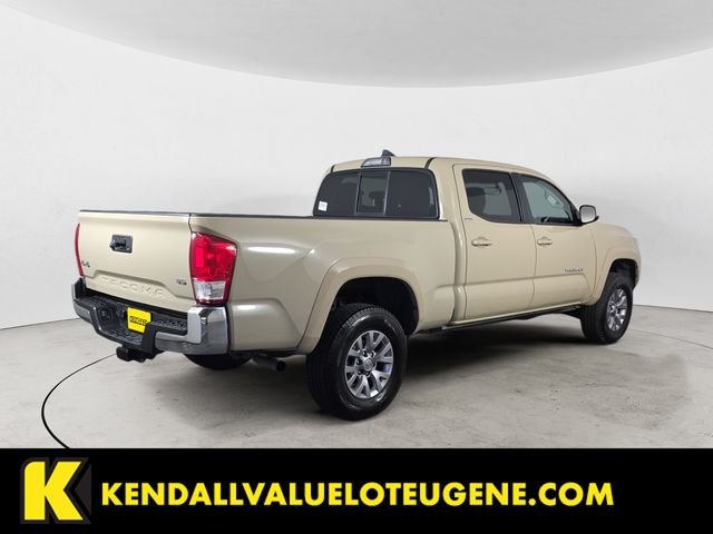 Used 2017  Toyota SR5 image 5