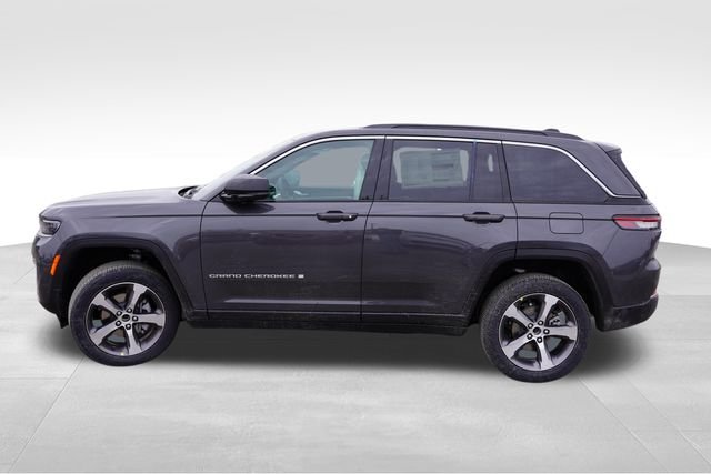 New 2026 Baltic Gray Metallic Clearcoat Jeep Limited image 6