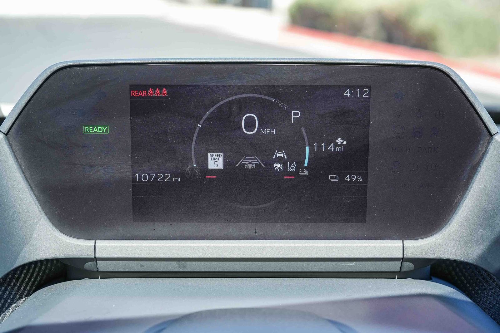 Certified Used 2025 Pearl Toyota XLE image 27