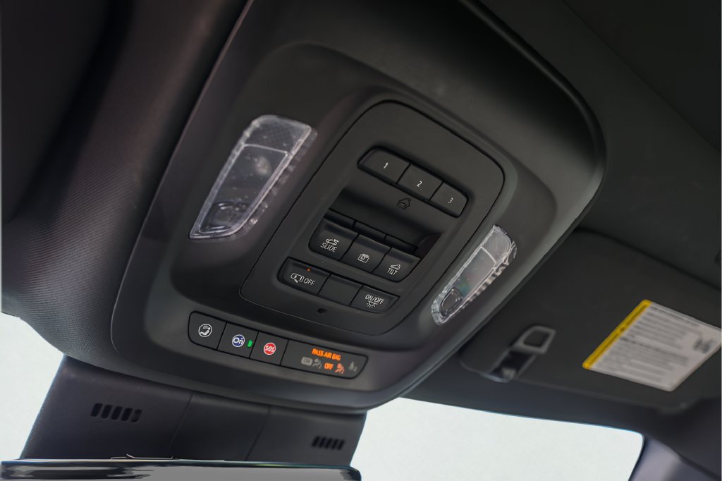 Used 2025 Midnight Sky Metallic Cadillac Sport image 21