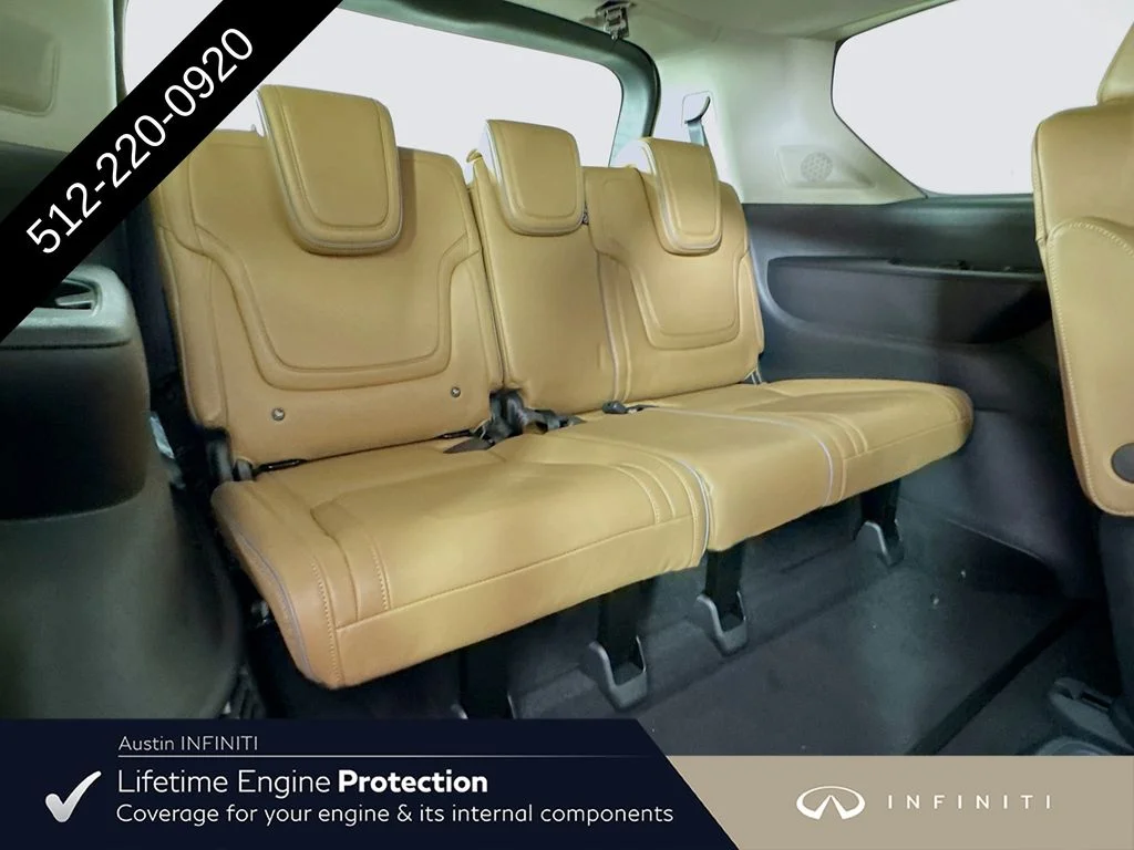 New 2027 White INFINITI LUXE image 37