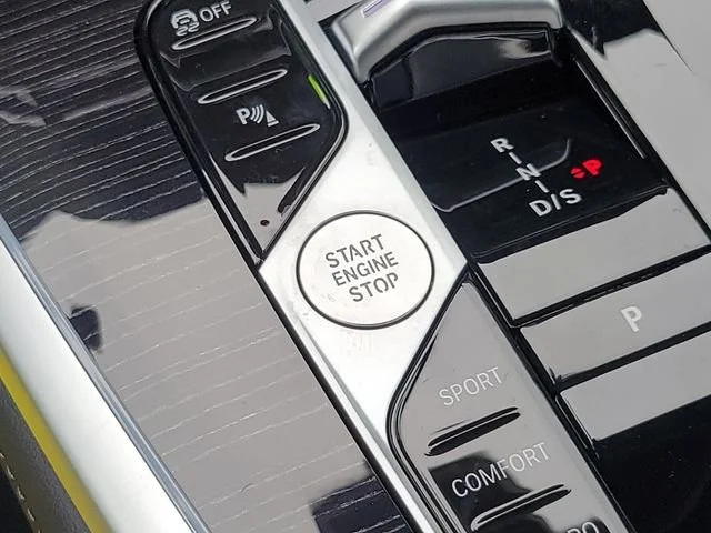 New 2027 Carbon Black Metallic BMW xDrive40i image 28