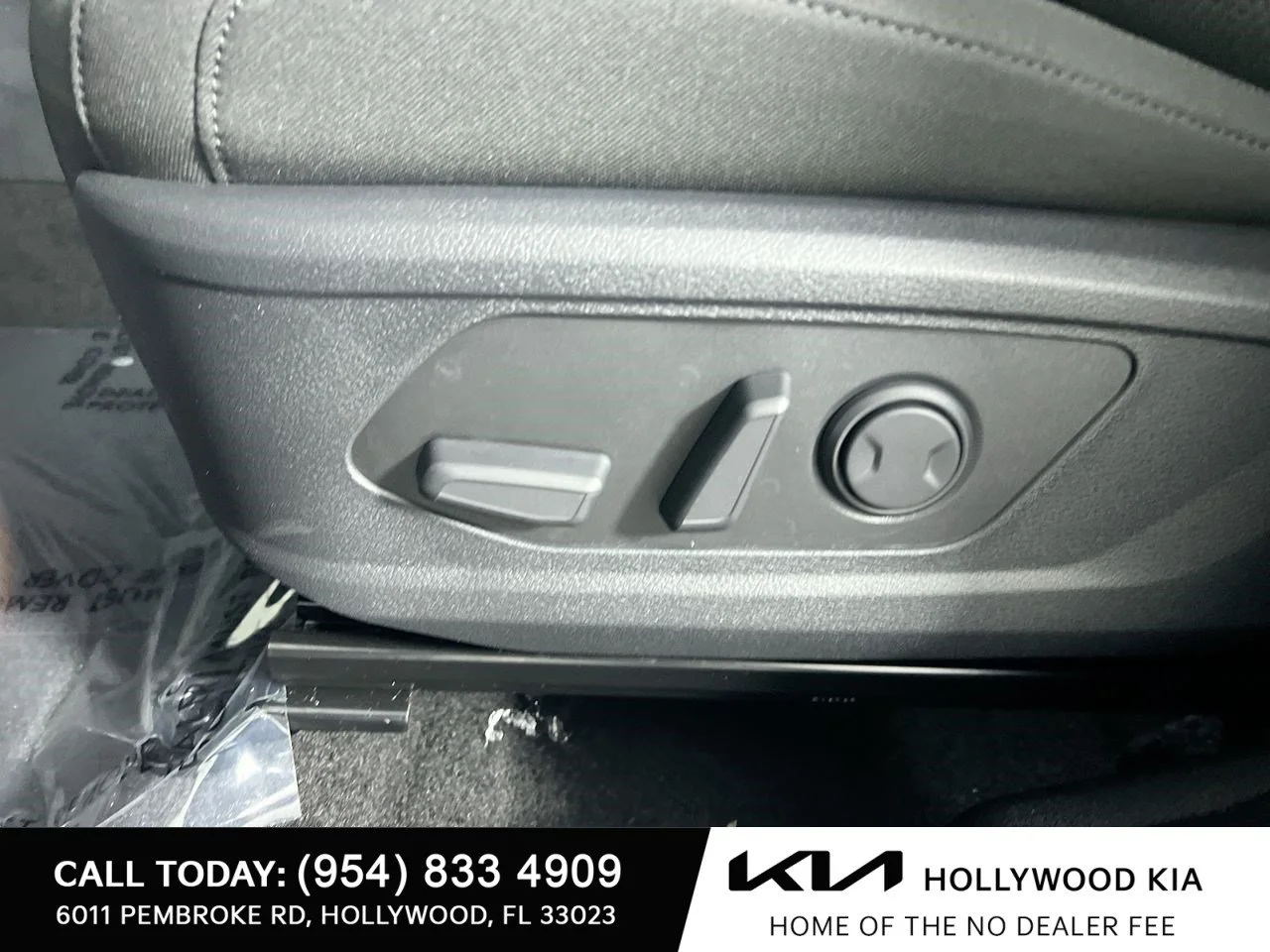 New 2026 Gravity Gray Kia LX image 13