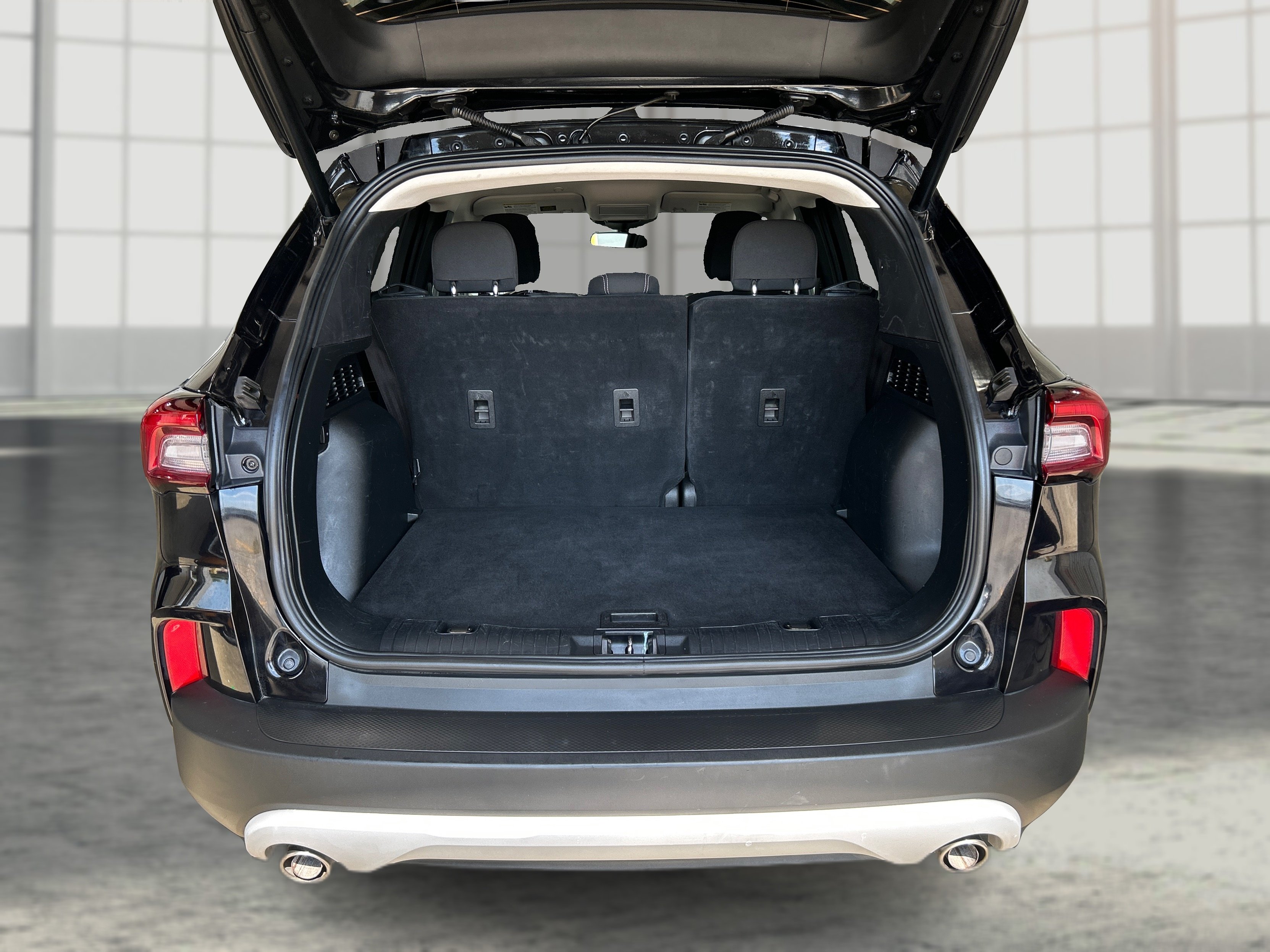 Used 2023 Black Ford Active image 12