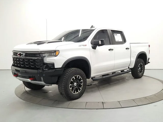 Used 2023 White Chevrolet ZR2 image 3