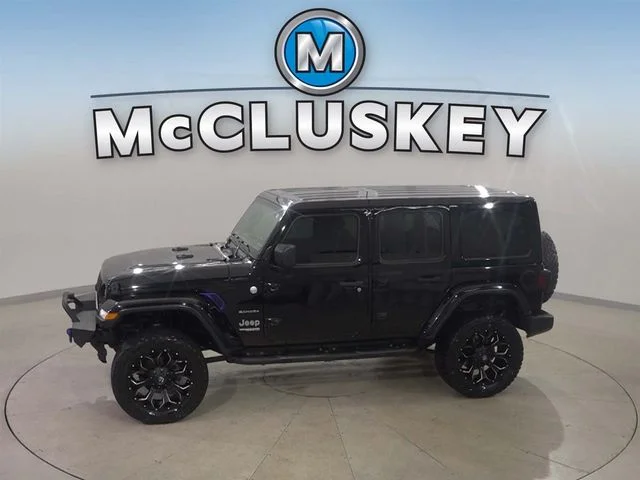 Used 2018 Black Jeep Unlimited Sahara image 32
