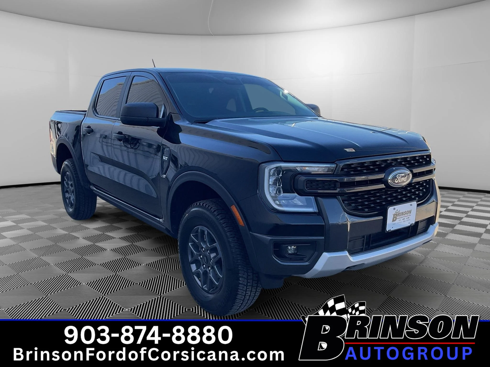 Used 2025 Shadow Black Ford XLT image 3