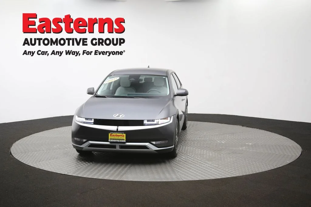 Used 2023 Gray Hyundai SEL image 51