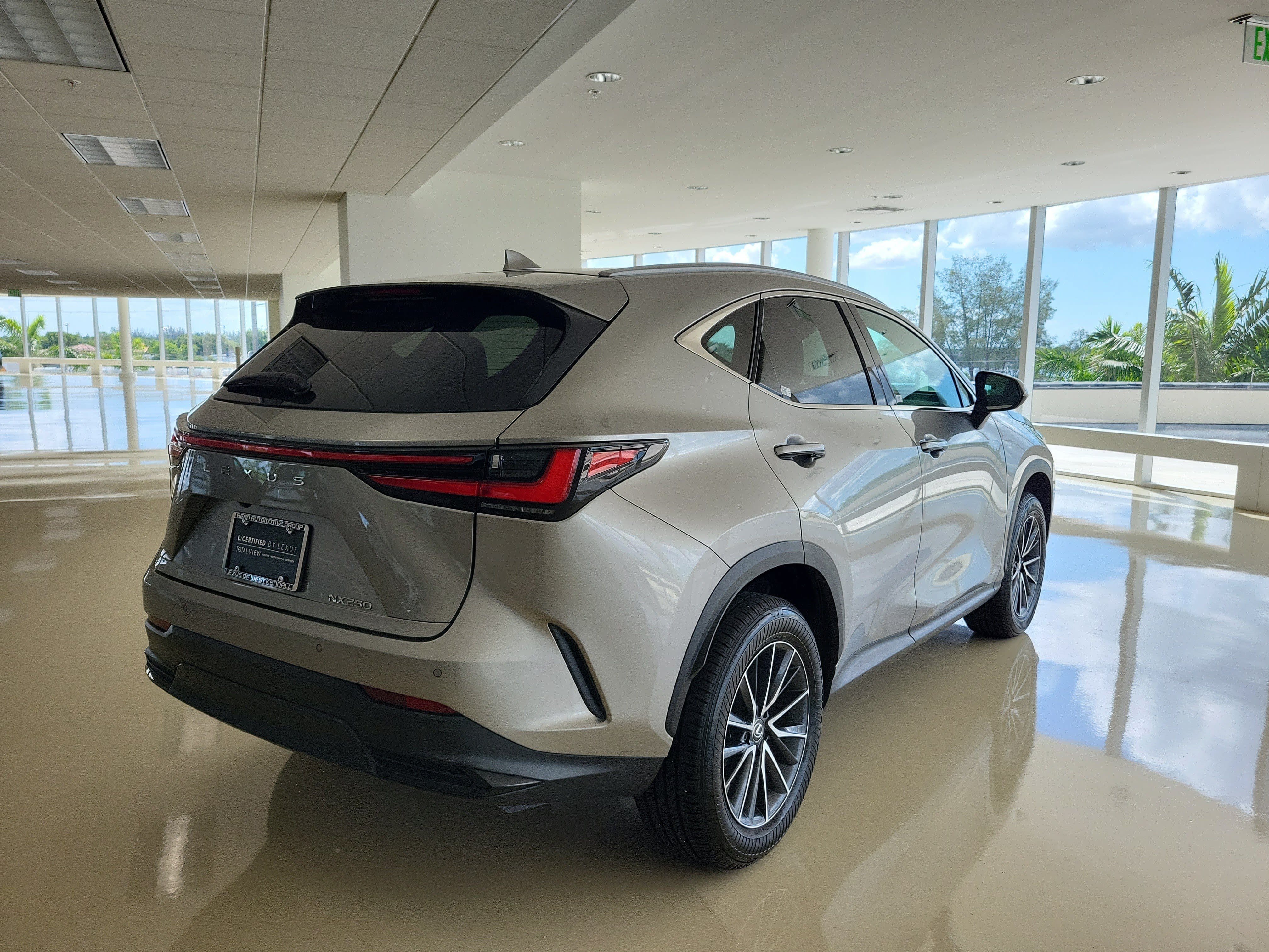 Used 2024 Atomic Silver Lexus NX 250 Premium image 9