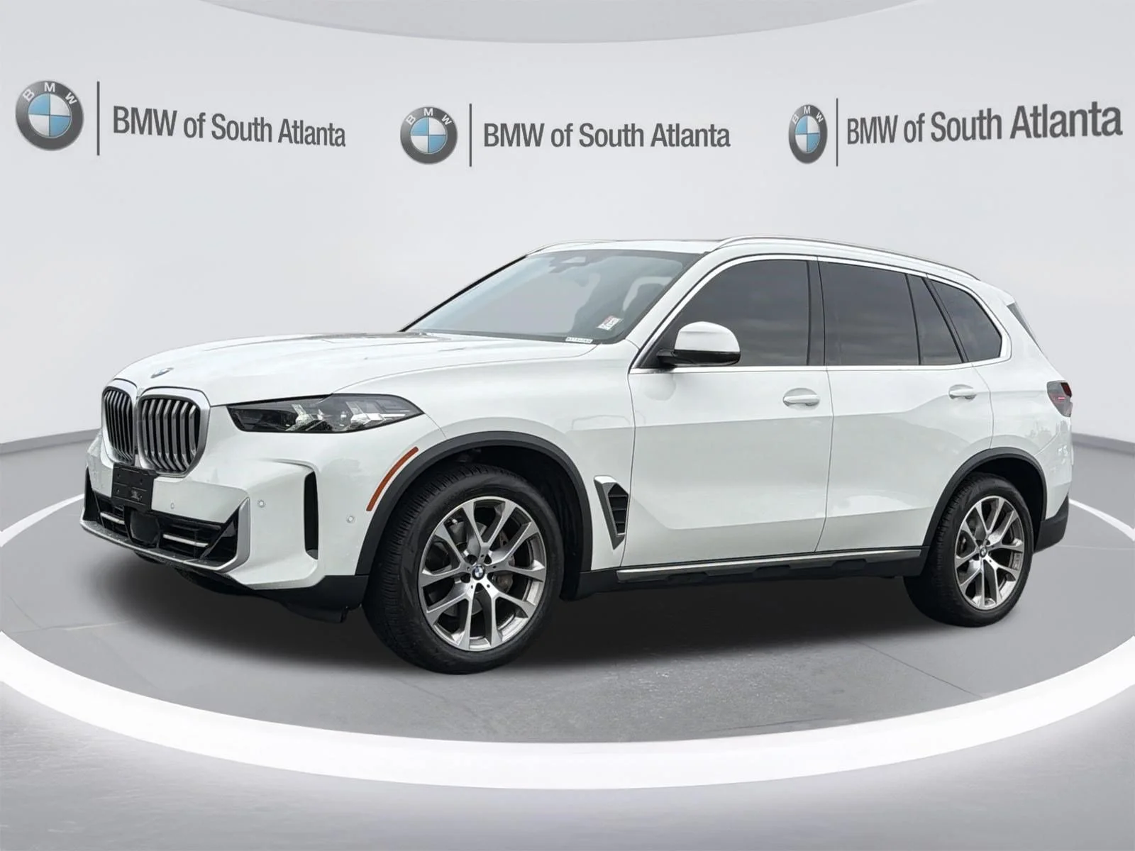 Used 2024 Alpine White BMW sDrive40i image 22