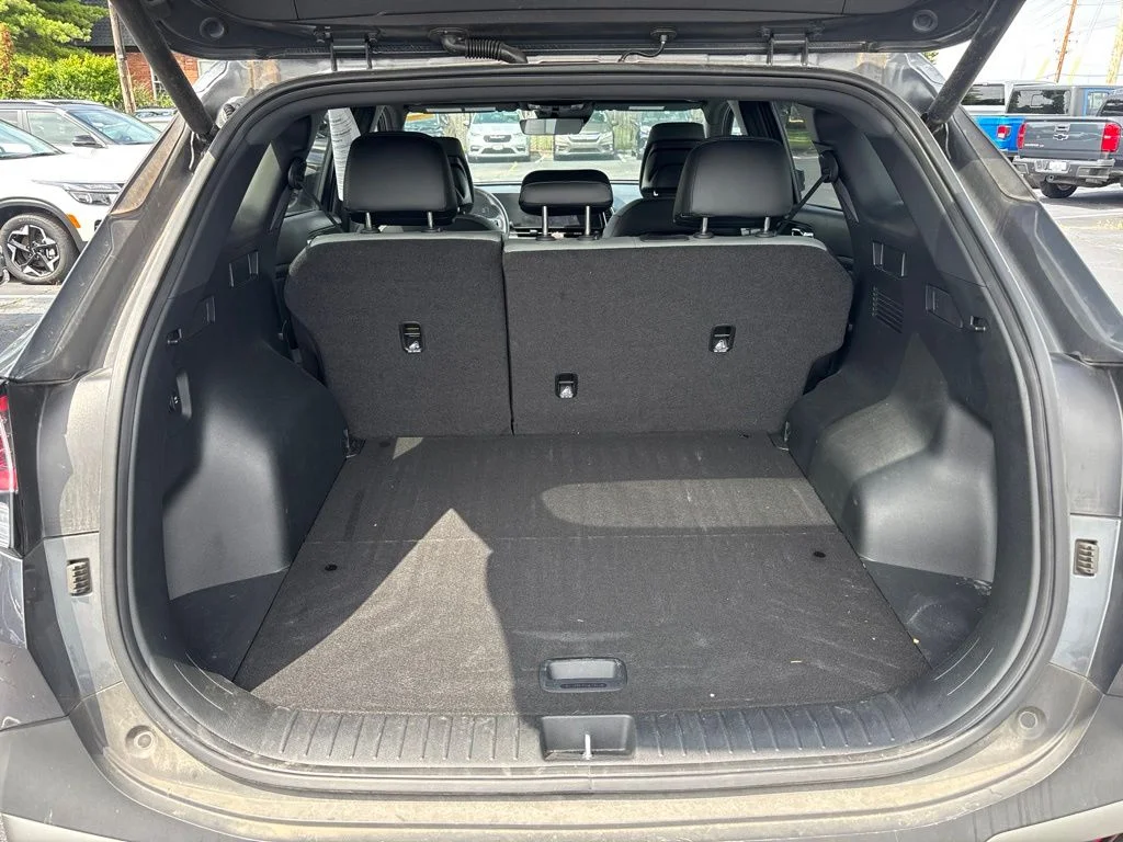 Used 2023 Gravity Gray Kia X-Line image 5