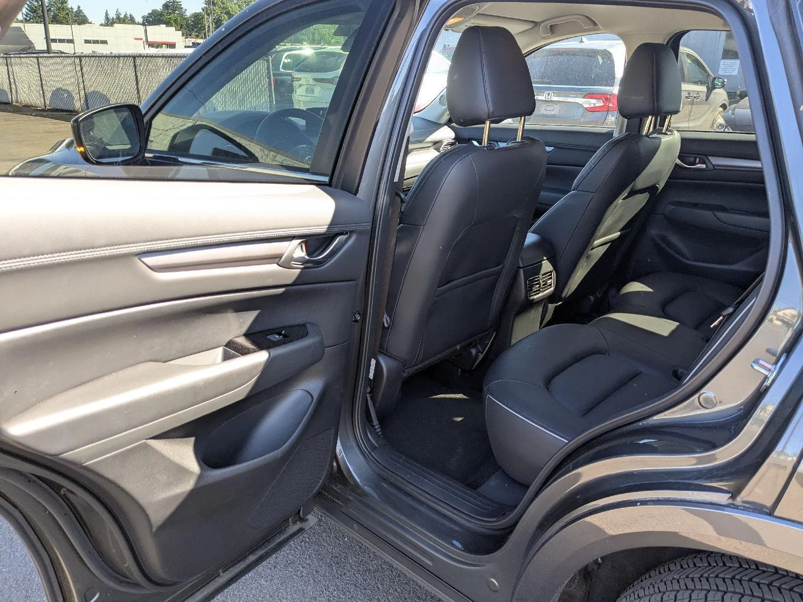 2025 Mazda CX-5 S Select Package - Photo 10