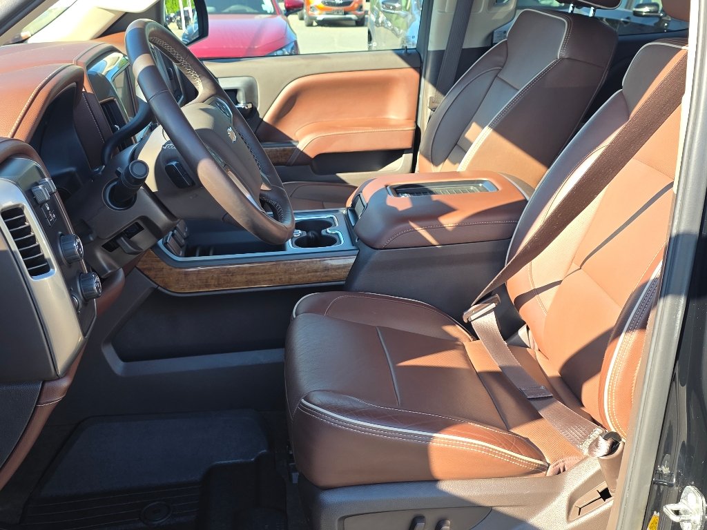 Used 2017 Black Chevrolet High Country image 32