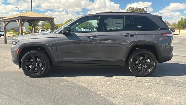 2025 Jeep Grand Cherokee Altitude - Photo 6