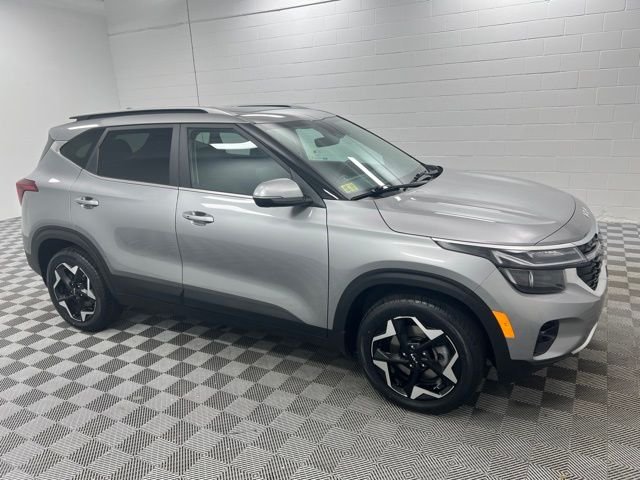 Used 2024 Gray Kia EX image 4