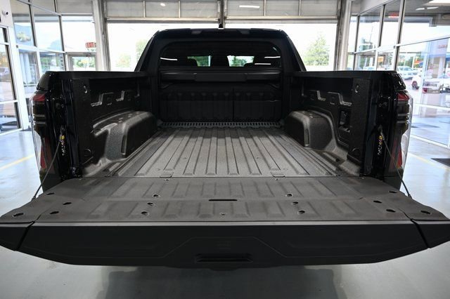 2026 GMC Sierra EV Elevation - Photo 13