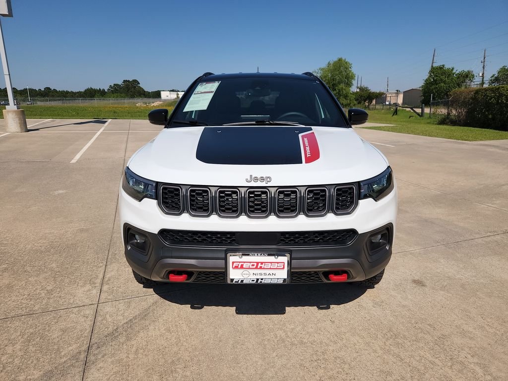 Used 2025 White Jeep Trailhawk image 11