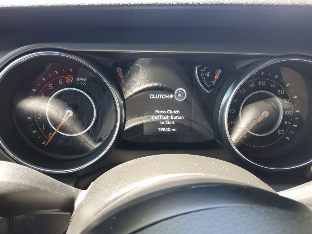 Used 2022 Gray Jeep Unlimited Sport image 10