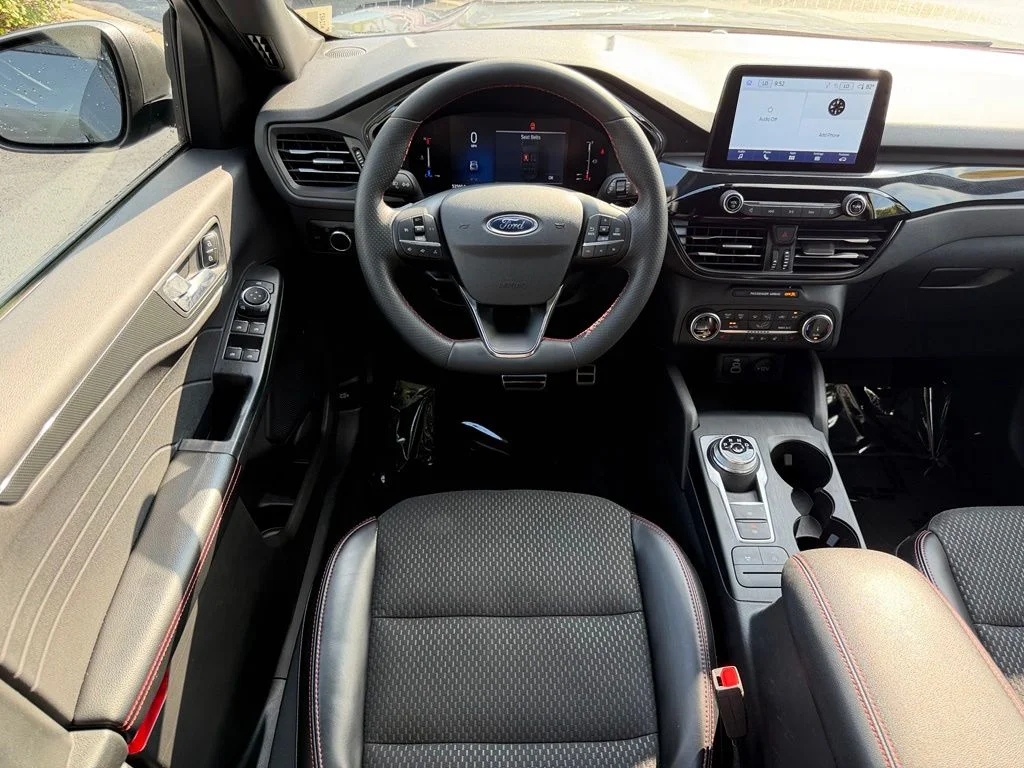 Used 2024 Gray Ford ST-Line image 11