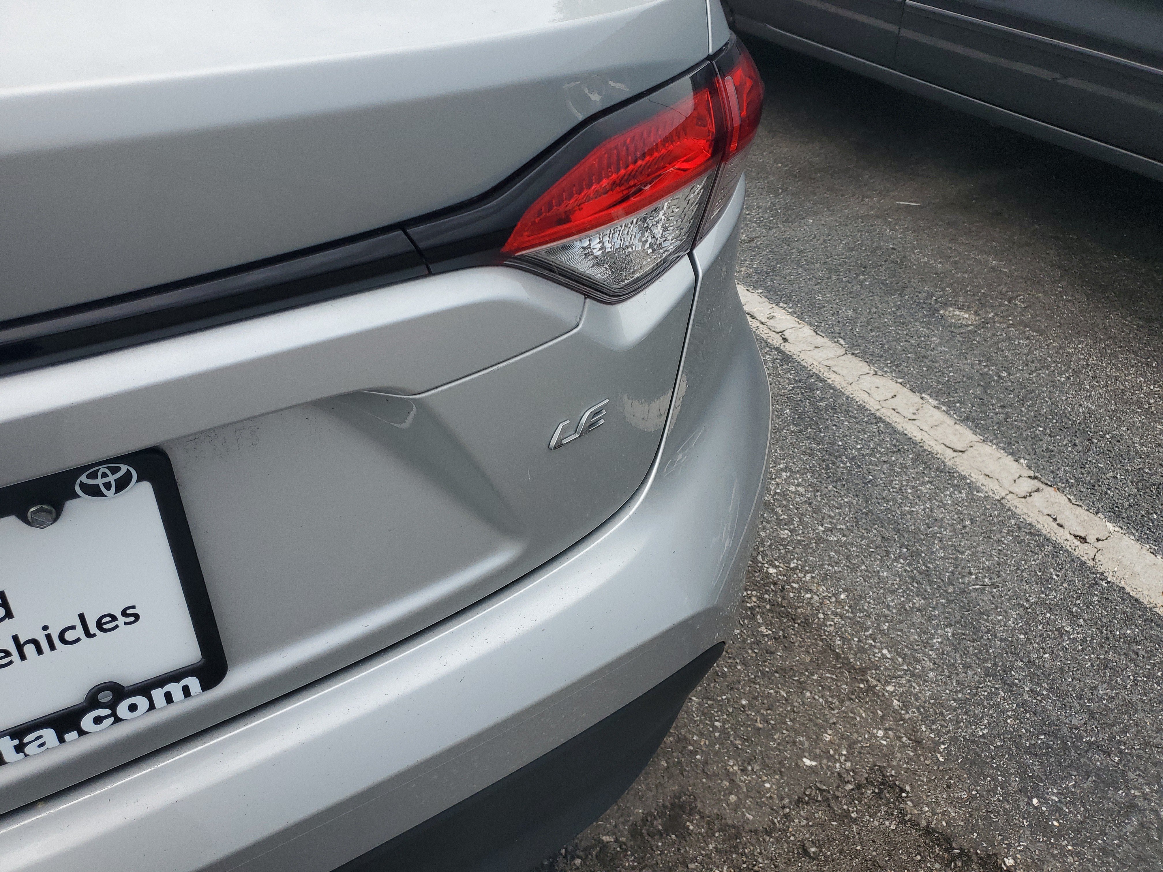 Used 2023 Classic Silver Metallic Toyota LE image 7