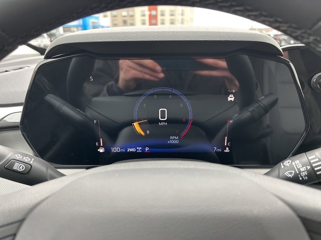 New 2026 Summit White Chevrolet LT image 26