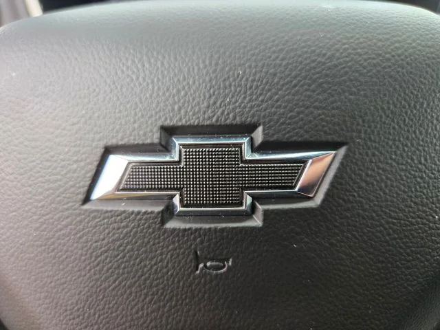 Used 2025 Gray Chevrolet RS image 32