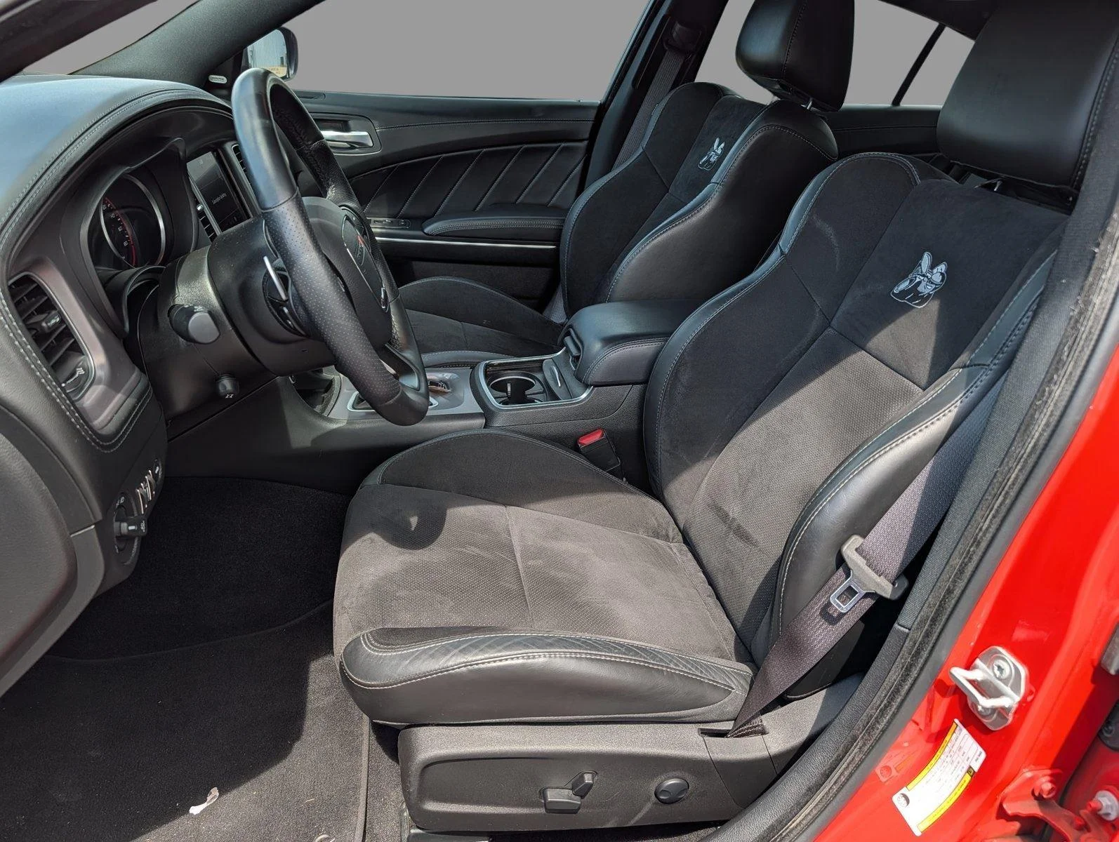 Used 2023 Go Mango Dodge Scat Pack image 11