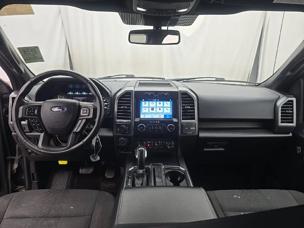 Used 2019 Gray Ford XLT image 7