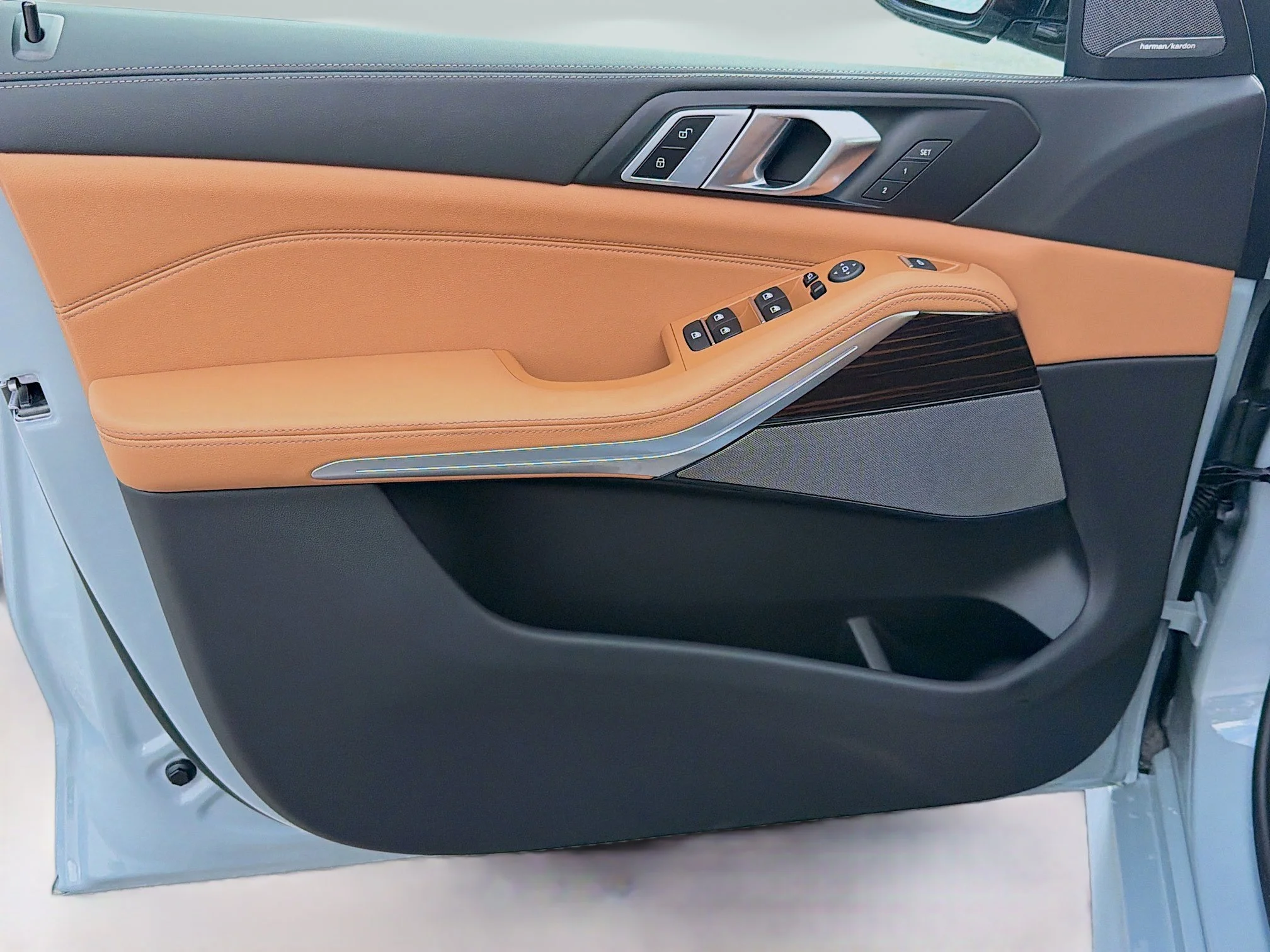 New 2026 Brooklyn Grey Metallic BMW xDrive40i image 21