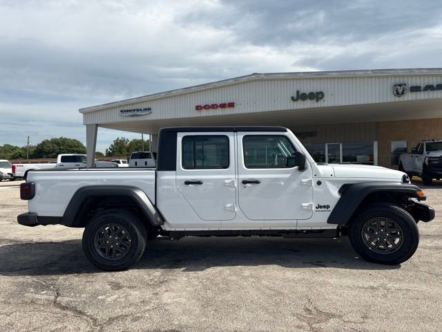 New 2026 Bright White Clear-Coat Exterior Paint Jeep Sport image 5