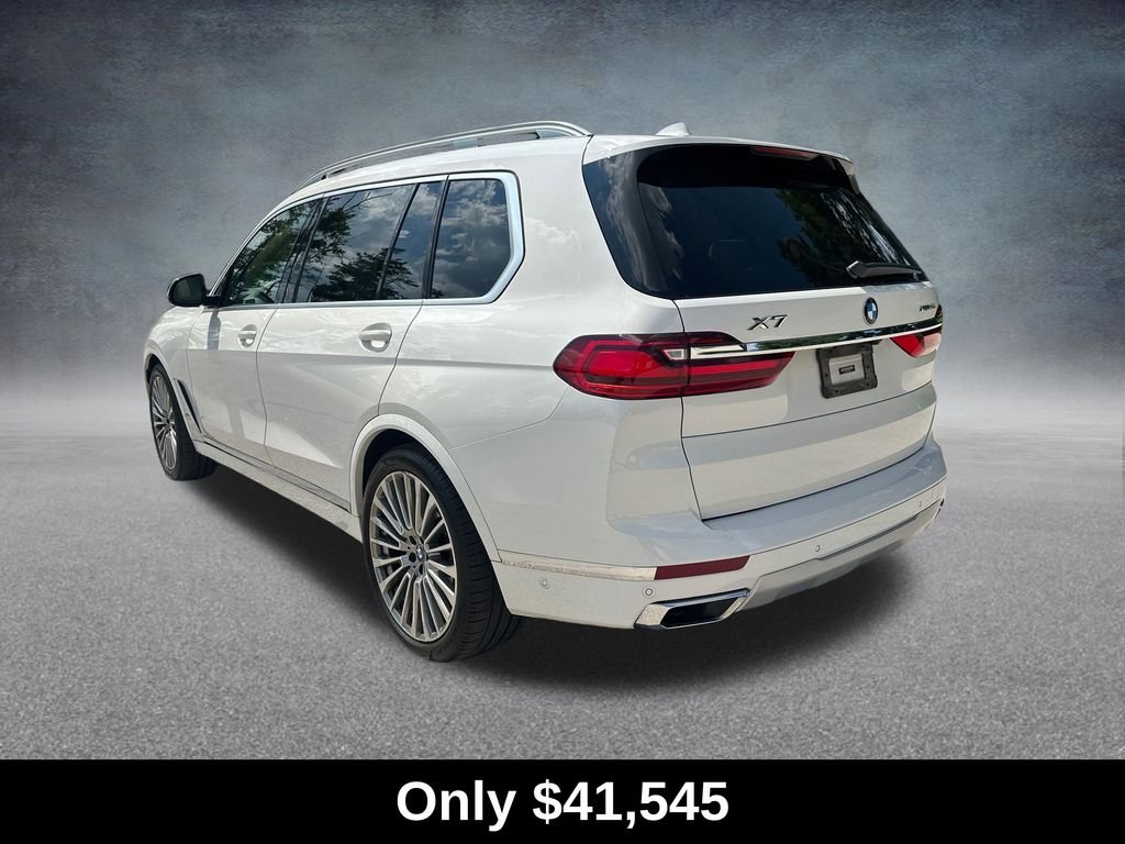 Used 2021 White BMW xDrive40i image 4