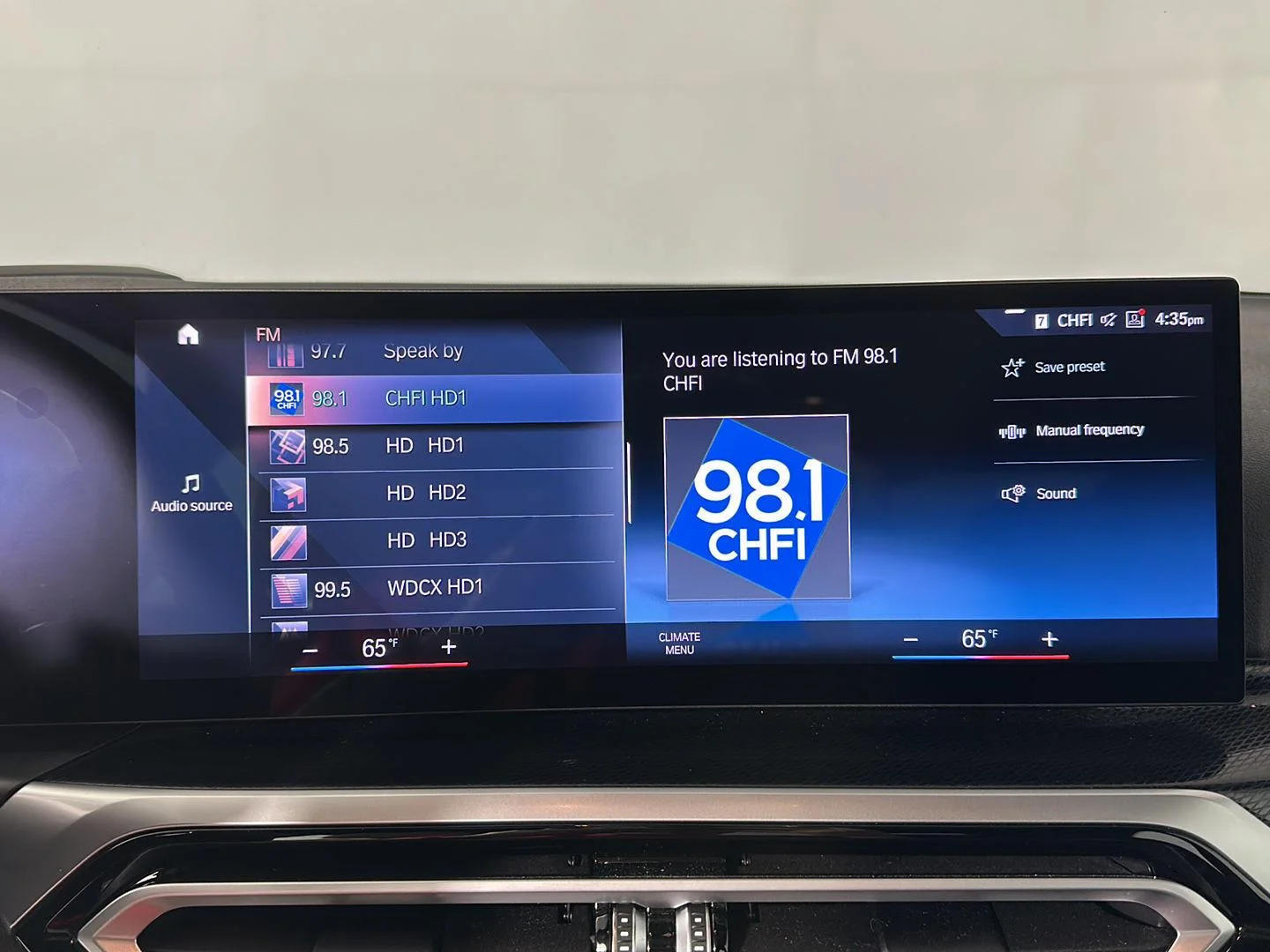 Used 2023 Alpine White BMW M240i xDrive image 18