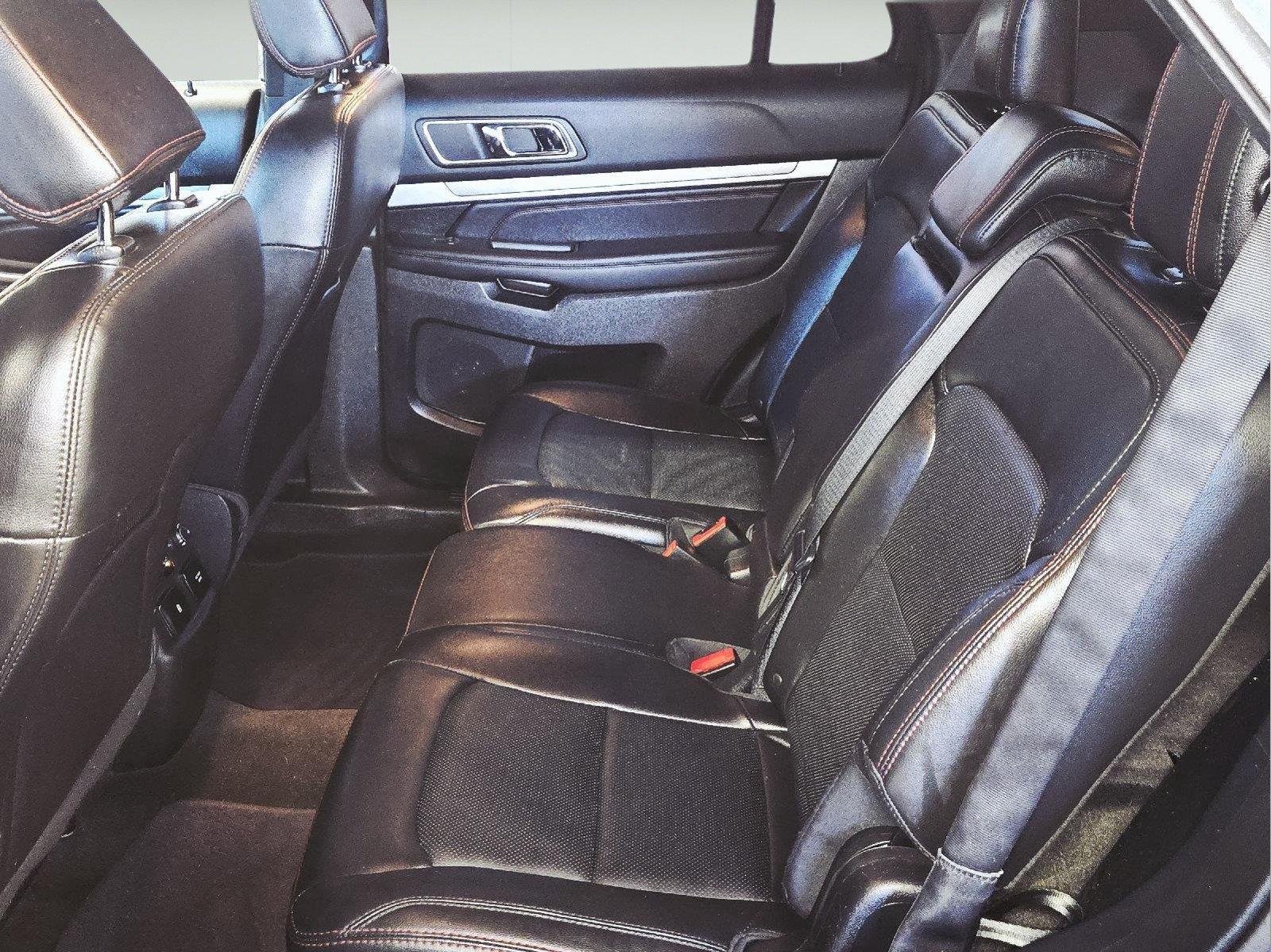 Certified Used 2018 Blue Ford Sport image 49