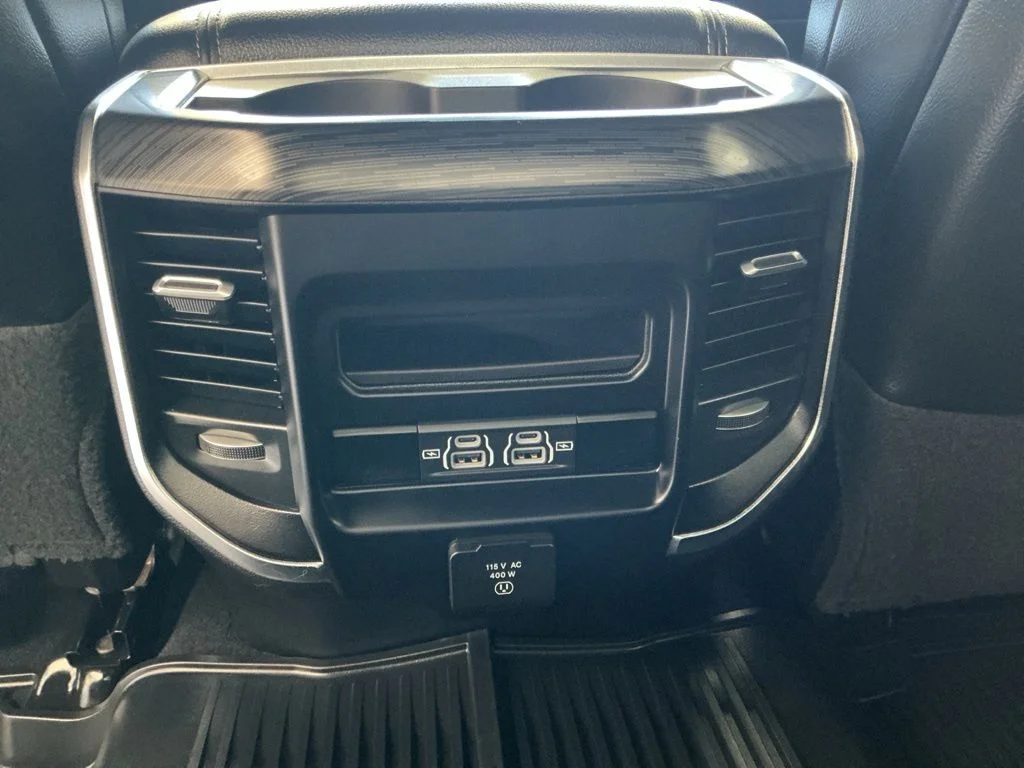 Used 2024 Billet Silver Metallic Clearcoat Ram Laramie image 21